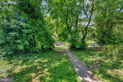1112 Gleneagle Rd, Baltimore, MD 21239 photo 21