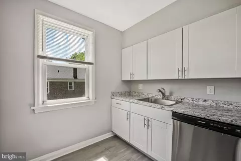1112 Gleneagle Rd, Baltimore, MD 21239 photo 6