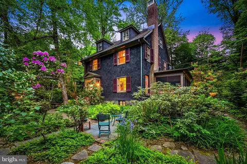 111 Deepdene Rd, Baltimore, MD 21210