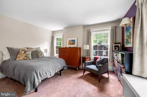 Bedroom - 111 Deepdene Rd, Baltimore, MD 21210 photo 3 of 6