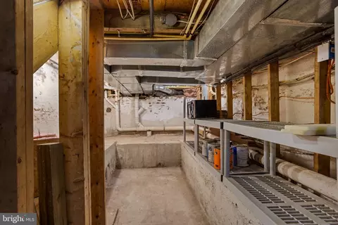 1814 E Pratt St, Baltimore, MD 21231 photo 34
