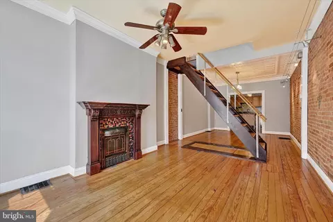1407 Clarkson St, Baltimore, MD 21230 photo 3