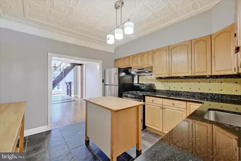 1407 Clarkson St, Baltimore, MD 21230 photo 11