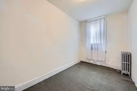 Bedroom - 23 N Morley St, Baltimore, MD 21229 photo 3 of 4