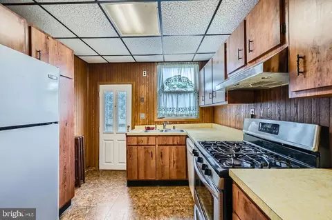 Other - 23 N Morley St, Baltimore, MD 21229 photo 4 of 9