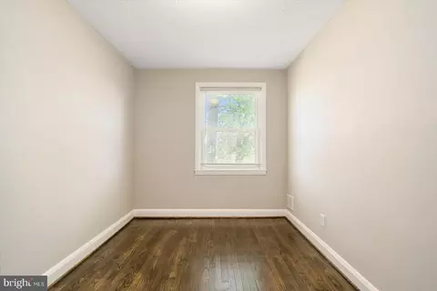 Bedroom - 3722 Elmora Ave, Baltimore, MD 21213 photo 5 of 7