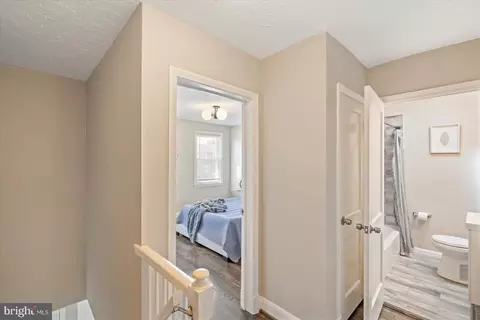 Entry Way - 3722 Elmora Ave, Baltimore, MD 21213 photo 3 of 3