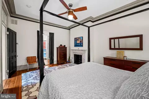 Bedroom - 824 Park Ave, Baltimore, MD 21201 photo 5 of 14