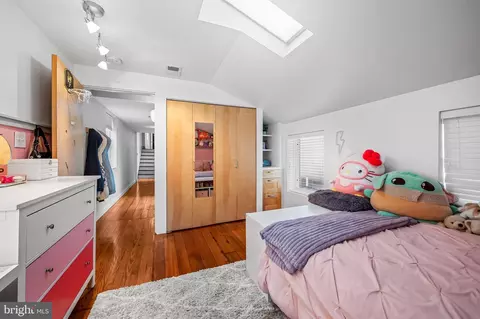 Bedroom - 824 Park Ave, Baltimore, MD 21201 photo 14 of 14