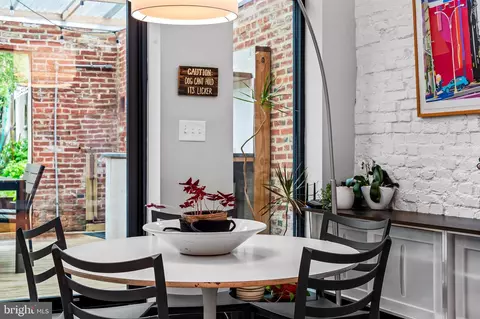 Dining - 824 Park Ave, Baltimore, MD 21201 photo 5 of 8