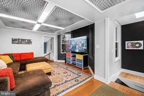 Other - 824 Park Ave, Baltimore, MD 21201 photo 7 of 15
