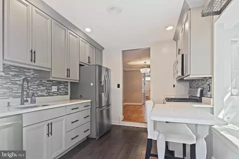 Kitchen - 23 E Montgomery St, Baltimore, MD 21230 photo 3 of 3