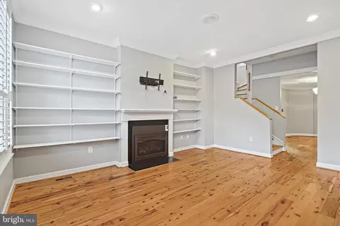 Living - 23 E Montgomery St, Baltimore, MD 21230 photo 1 of 4