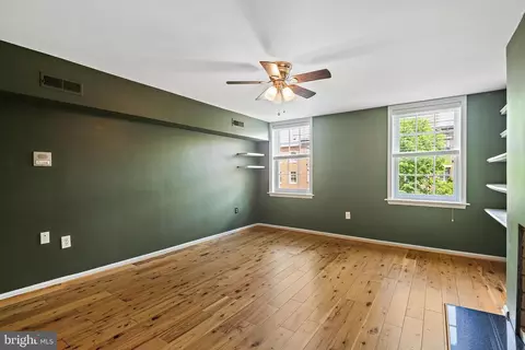 Living - 23 E Montgomery St, Baltimore, MD 21230 photo 2 of 4