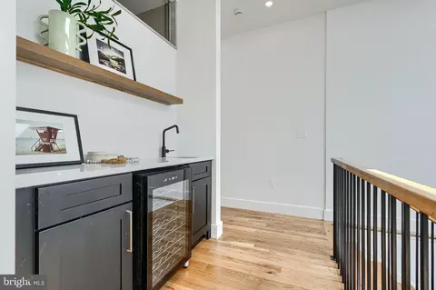 Entry Way - 3236 Foster Ave, Baltimore, MD 21224 photo 19 of 22