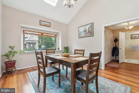 Dining - 2307 Bright Leaf Way, Baltimore, MD 21209 photo 3 of 3