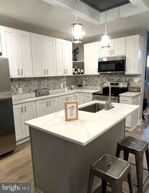 402 W 28th St, Baltimore, MD 21211