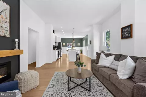 6304 Elinore Ave, Baltimore, MD 21206 photo 5