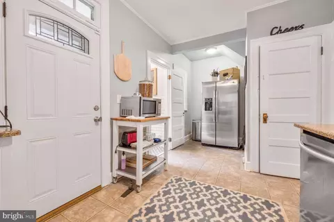 722 Dryden Dr, Baltimore, MD 21229 photo 10