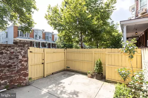 Exterior - 237 E 25th St, Baltimore, MD 21218 photo 2 of 3