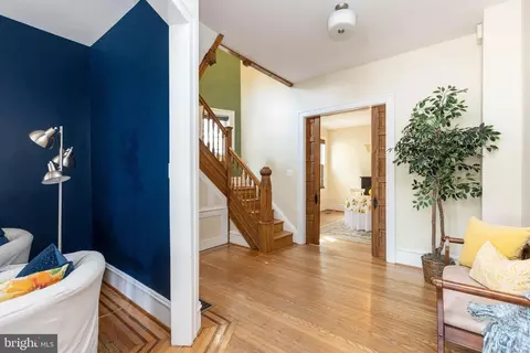 Entry Way - 237 E 25th St, Baltimore, MD 21218 photo 2 of 4