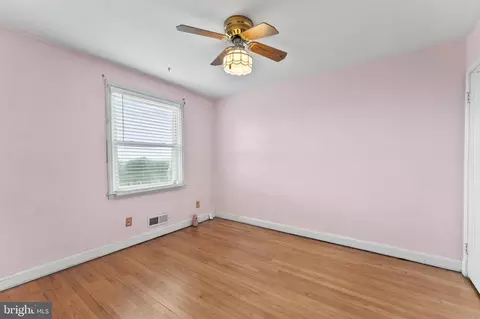 Bedroom - 3638 Chesterfield Ave, Baltimore, MD 21213 photo 1 of 1