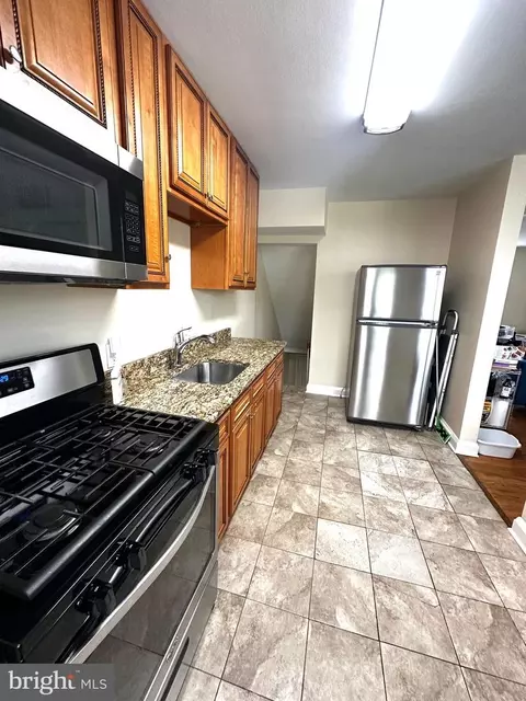 Kitchen - 912 Evesham Ave, Baltimore, MD 21212 photo 5 of 5