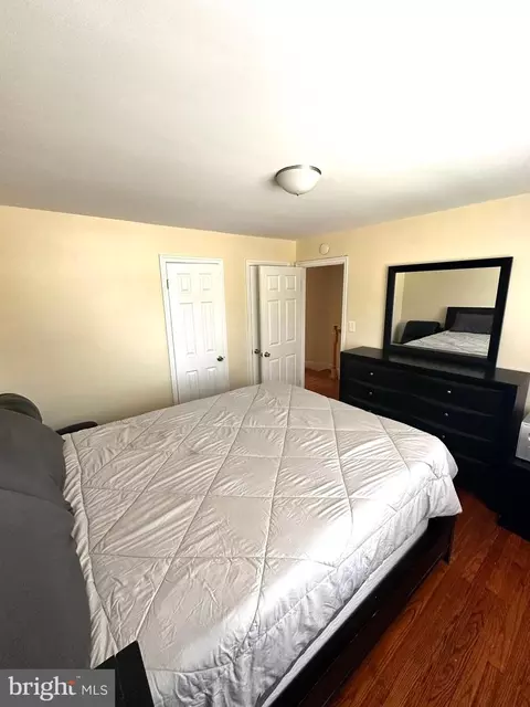 Bedroom - 912 Evesham Ave, Baltimore, MD 21212 photo 2 of 4