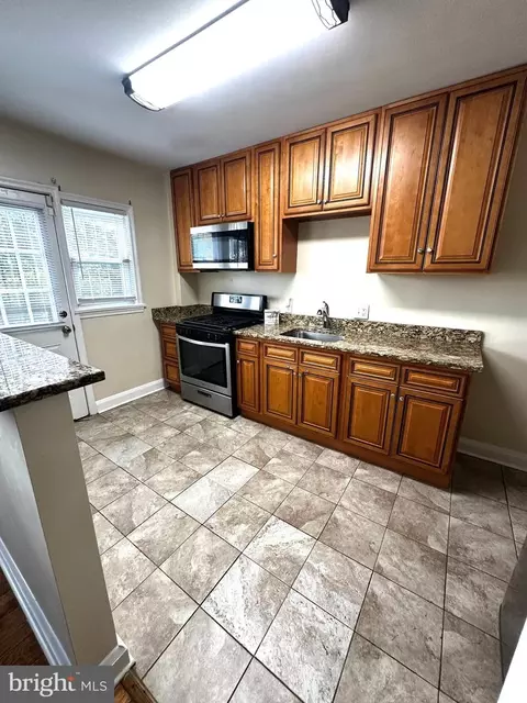 Kitchen - 912 Evesham Ave, Baltimore, MD 21212 photo 1 of 5