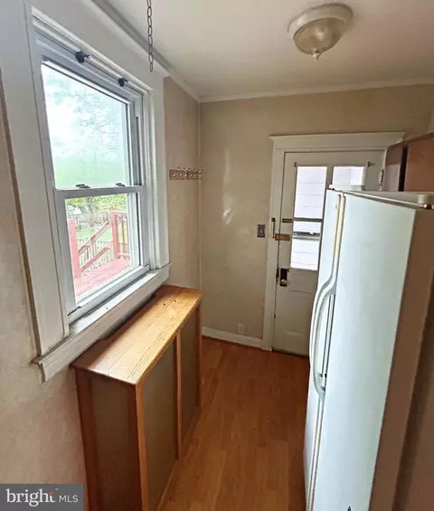 Entry Way - 1305 Appleby Ave, Baltimore, MD 21209 photo 1 of 2