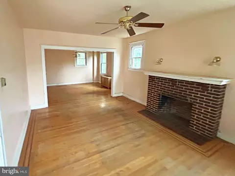 Living - 1305 Appleby Ave, Baltimore, MD 21209 photo 2 of 5