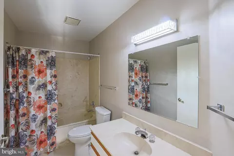 3041 Fallstaff Rd #305D, Baltimore, MD 21209 photo 31