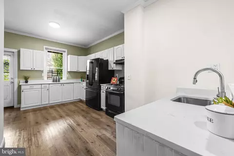 Kitchen - 326 E 28th St, Baltimore, MD 21218 photo 1 of 3