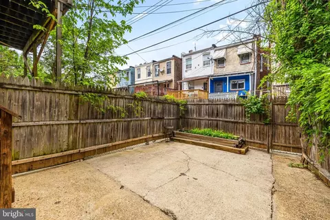 Exterior - 326 E 28th St, Baltimore, MD 21218 photo 6 of 7