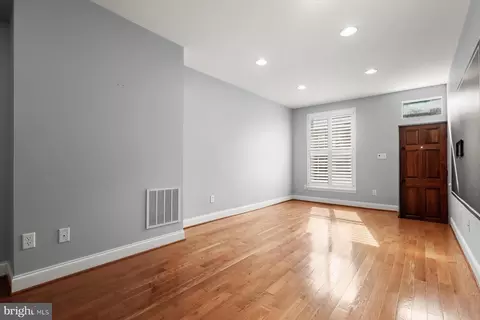 Living - 1406 Webster St, Baltimore, MD 21230 photo 4 of 7