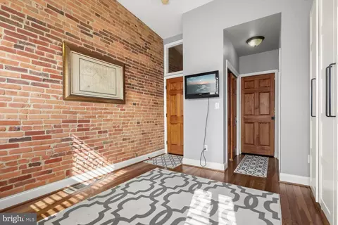 Entry Way - 1406 Webster St, Baltimore, MD 21230 photo 5 of 7