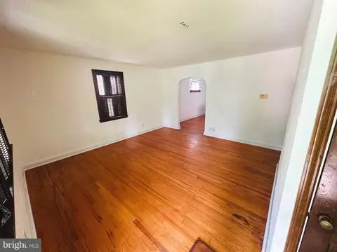 4302 Elderon Ave, Baltimore, MD 21215 photo 8