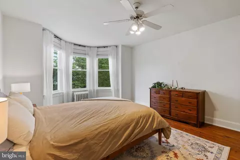 Bedroom - 606 W 33rd St, Baltimore, MD 21211 photo 6 of 7