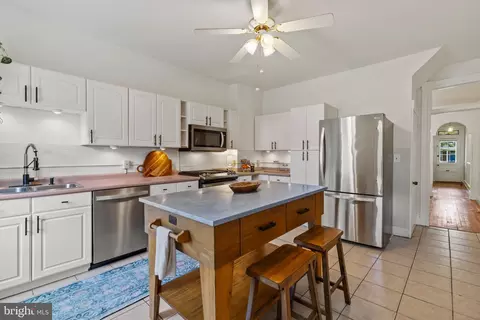 Kitchen - 606 W 33rd St, Baltimore, MD 21211 photo 2 of 3