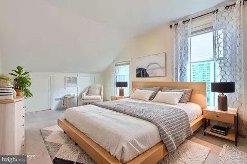 Bedroom - 5622 Pilgrim Rd, Baltimore, MD 21214 photo 3 of 9
