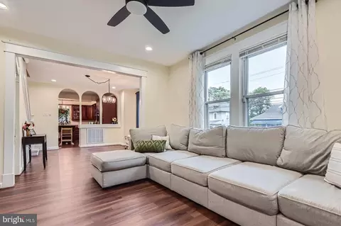 Living - 5622 Pilgrim Rd, Baltimore, MD 21214 photo 1 of 1
