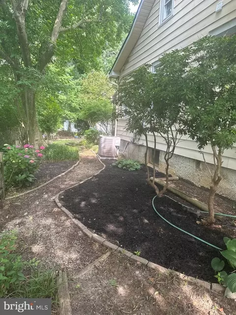 Exterior - 5622 Pilgrim Rd, Baltimore, MD 21214 photo 3 of 5