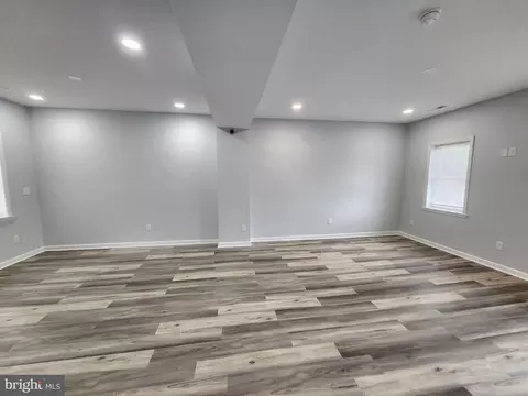 Living - 29 Talbott St, Baltimore, MD 21225 photo 4 of 5