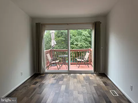 Living - 739 Mchenry St, Baltimore, MD 21230 photo 1 of 2