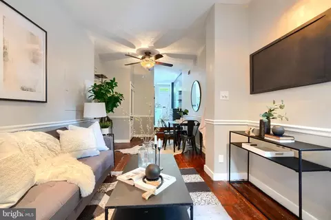 Entry Way - 1142 Riverside Ave, Baltimore, MD 21230 photo 6 of 7