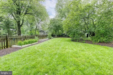 6200 Yorkshire Dr, Baltimore, MD 21212 photo 29