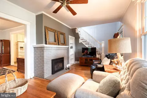 6200 Yorkshire Dr, Baltimore, MD 21212 photo 4