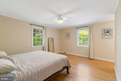 Bedroom - 130 Homeland Ave, Baltimore, MD 21212 photo 2 of 6