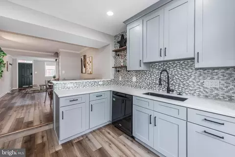 Kitchen - 37 E Wheeling St, Baltimore, MD 21230 photo 1 of 3