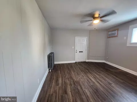 Living - 1000 E Preston St, Baltimore, MD 21202 photo 2 of 5